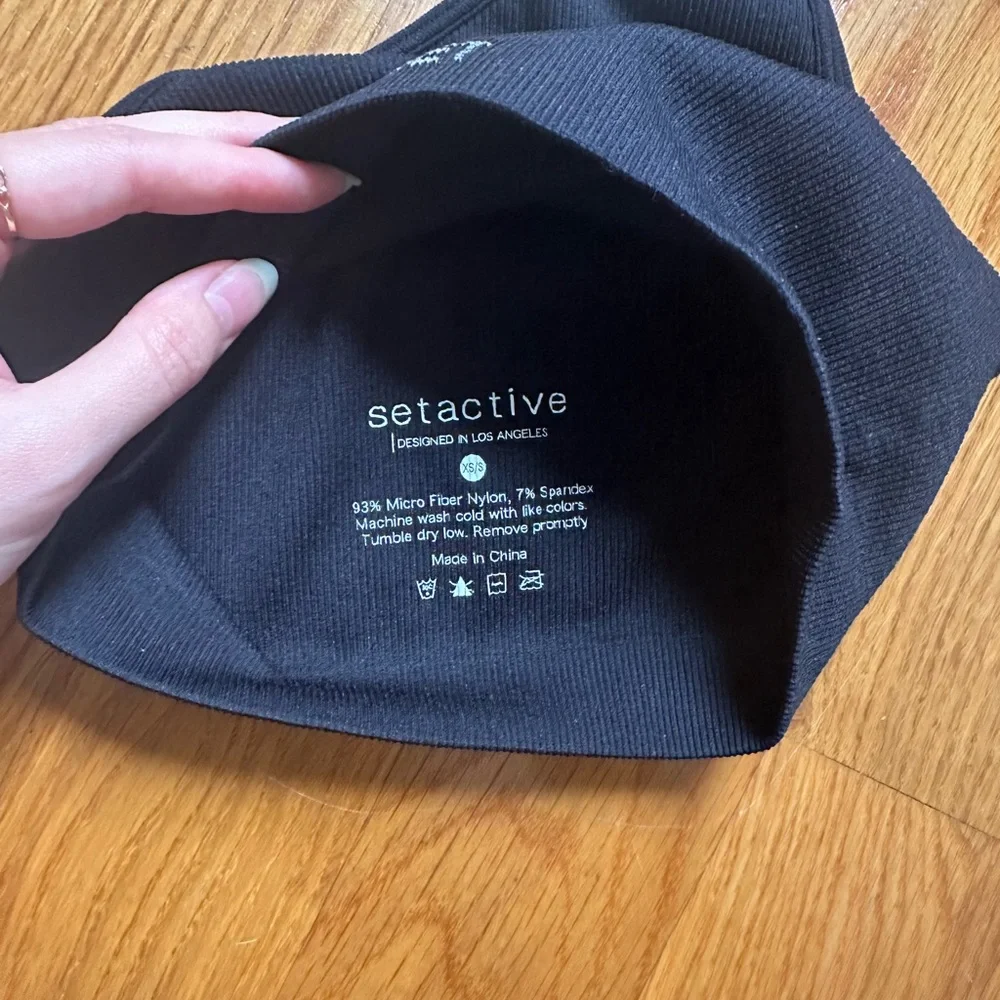 Set Active Black One-Shoulder Sports Bra - Picture 3 of 3